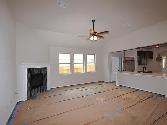 4th image of 21919 Laurel Cherry Ct