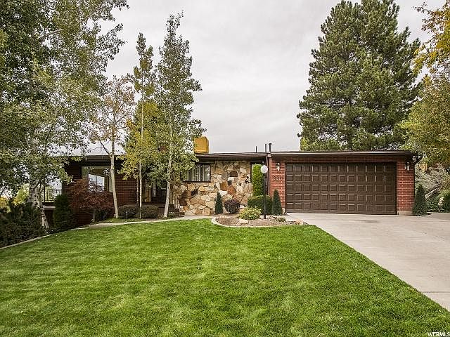 1st image of 3311 E Fortuna Dr