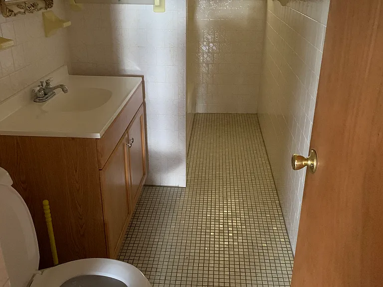 252 Pilgrim Ave — Photo 8