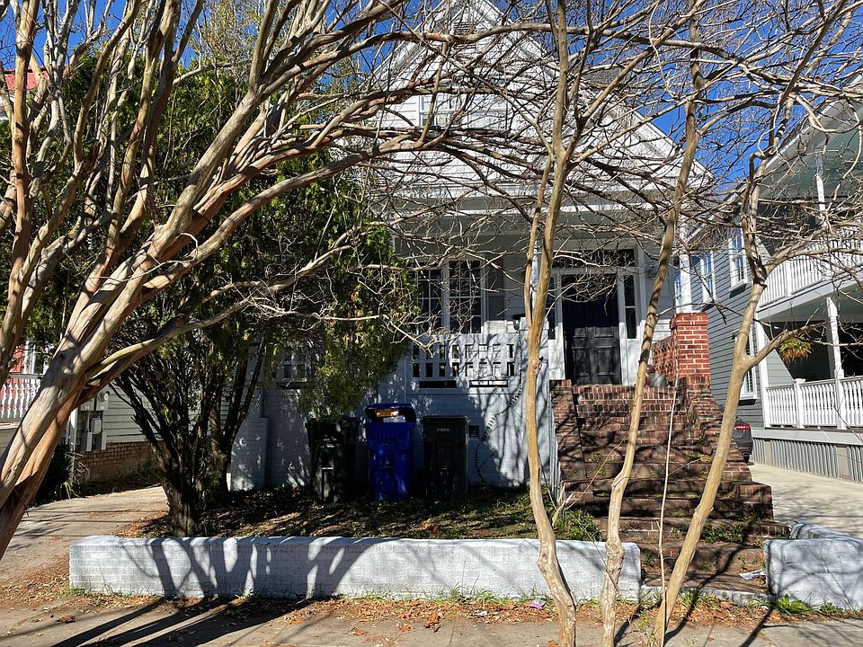 Exterior Pic # 1