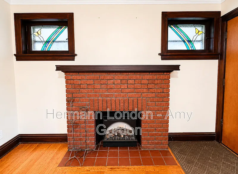 3 bed, 1.0 bath, 1057 sqft, $1,495 — Photo 3