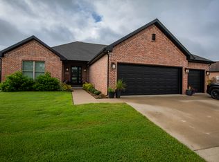 115 Cowans St, Lowell, AR 72745