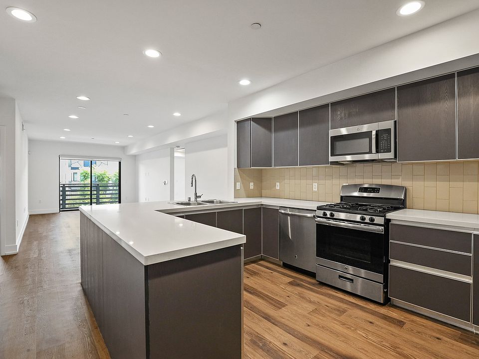 Open-Concept Kitchen Spaces