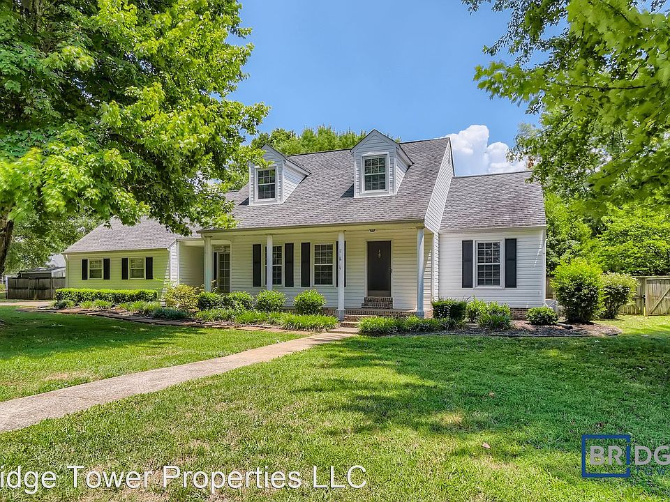 1st image of 2504 Regency Park Dr