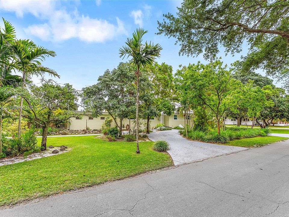 1st image of 501 Lawn Way