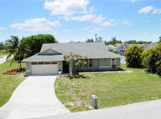 4218 SW 6th Pl, Cape Coral, FL 33914