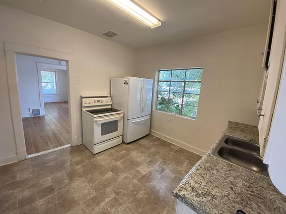4th image of 1320 10th St #1