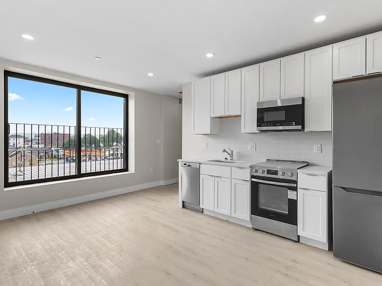 Tavolo Lofts — Photo 14