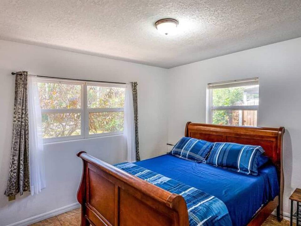 1st image of 2721 Raeford Rd #2