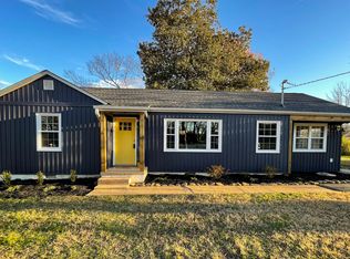 402 Hicks Cir, Clinton, TN 37716