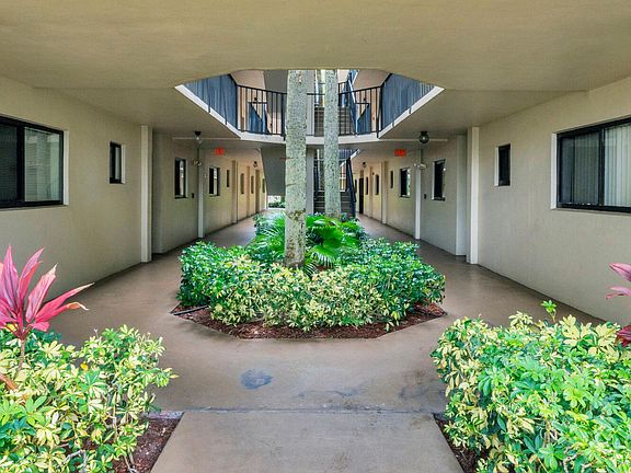 2nd image of 5280 LAS VERDES Circle #320