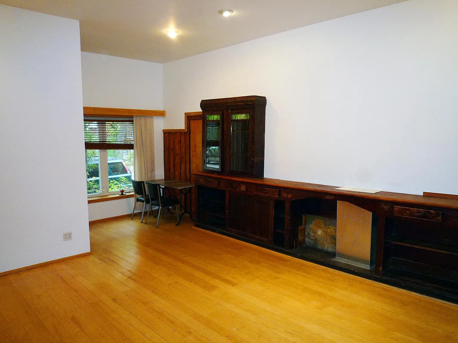 1 bed, $2,000 — Photo 2