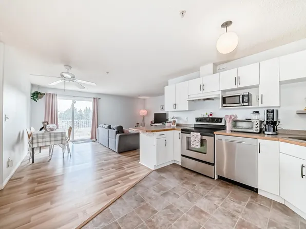 7511 171st St NW #317, Edmonton, AB T5T 6S7