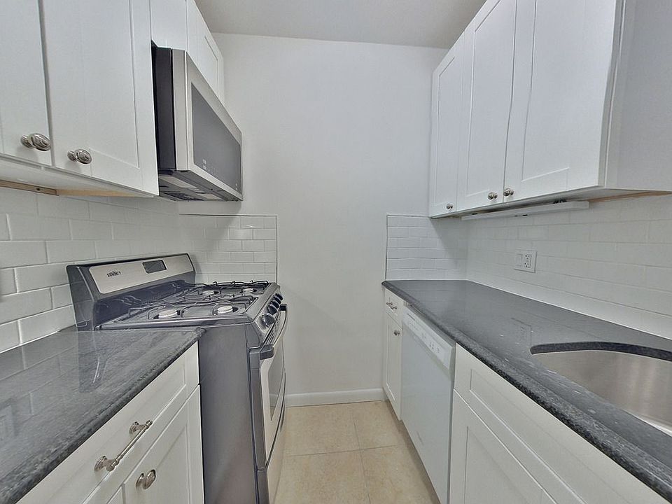 1st image of 330 E 58th St APT 2A