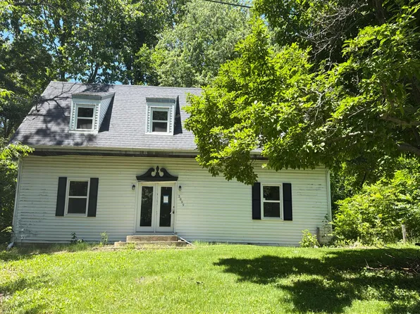 5899 Penila Dr, Boonville, IN 47601
