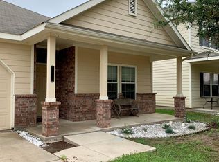 12201 Hunters Crossing Ln, Burleson, TX 76028