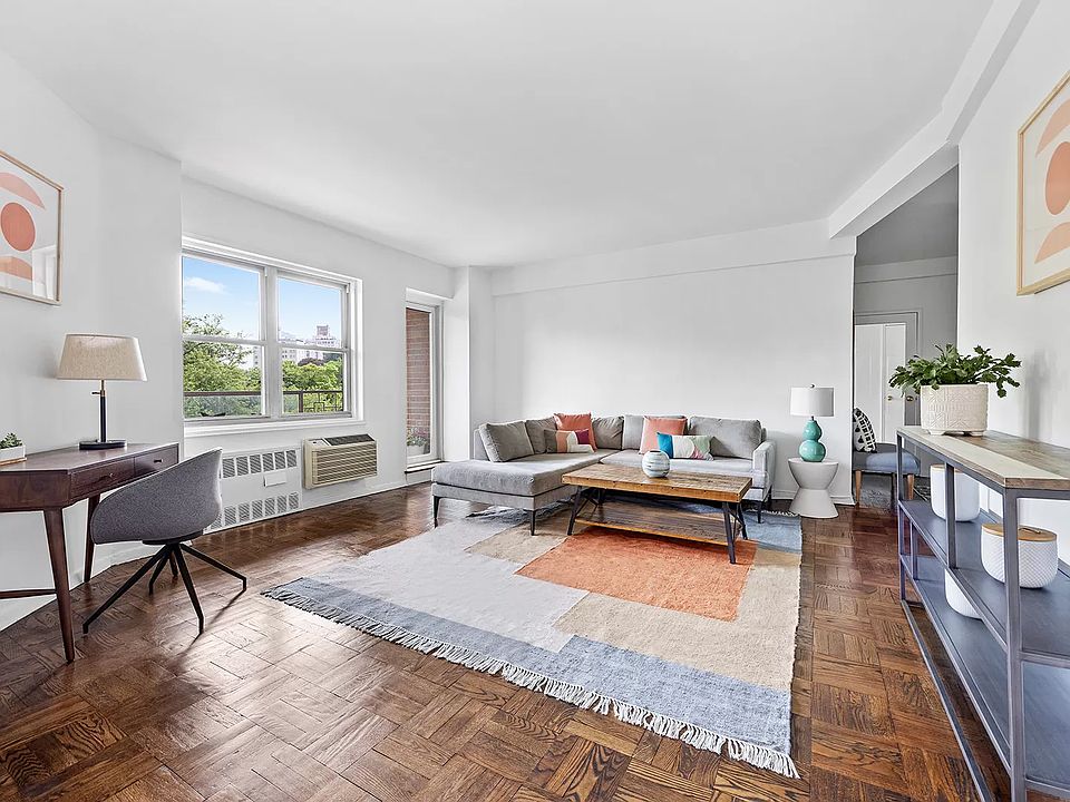 1st image of 10 Plaza St E APT 5H