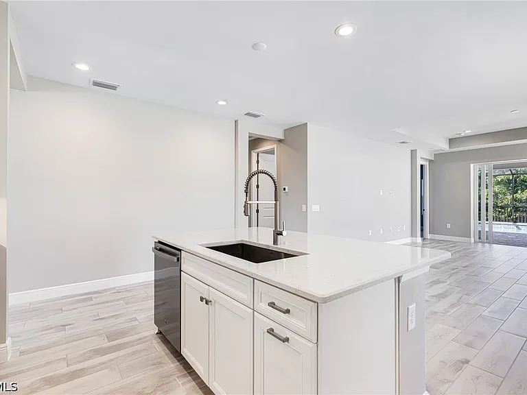17812 Summerland Key Ct — Photo 7