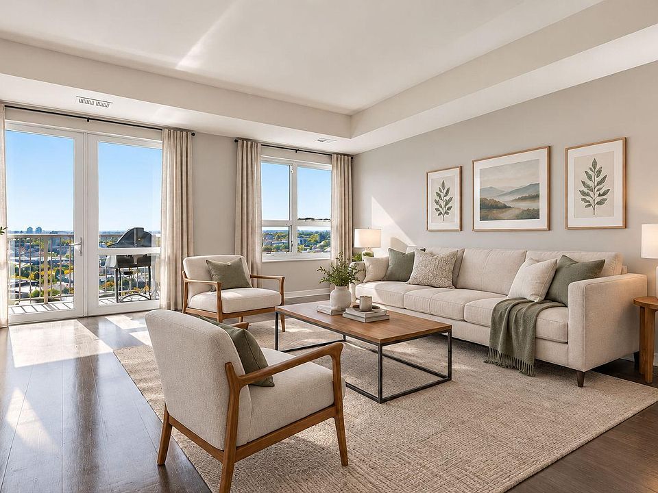 1st image of 929 Portland Ave APT 1807