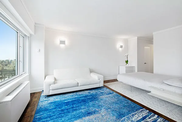 Rented by Keller Williams NYC | media 6