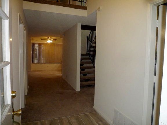 3rd image of 7882 Comstock Cir