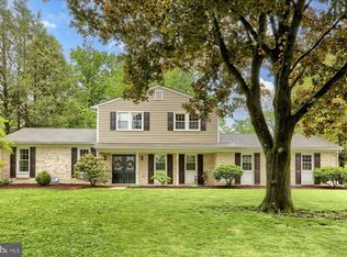 4411 Avon Dr, Harrisburg, PA 17112