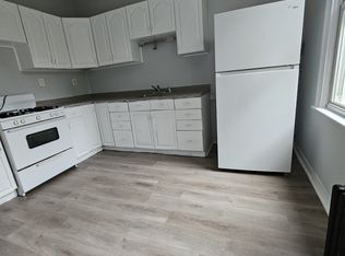 121 Woodlawn Ave #1A, Jersey City, NJ 07305