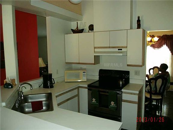 5th image of 7085 Blair Dr