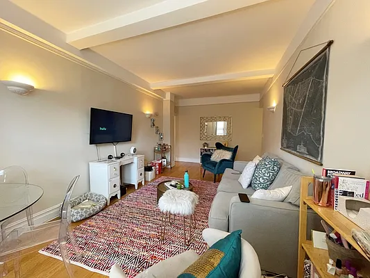 Rented by Rita S Citrin, LREB | media 28