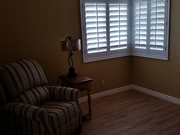 2nd image of 2373 Seminole Dr