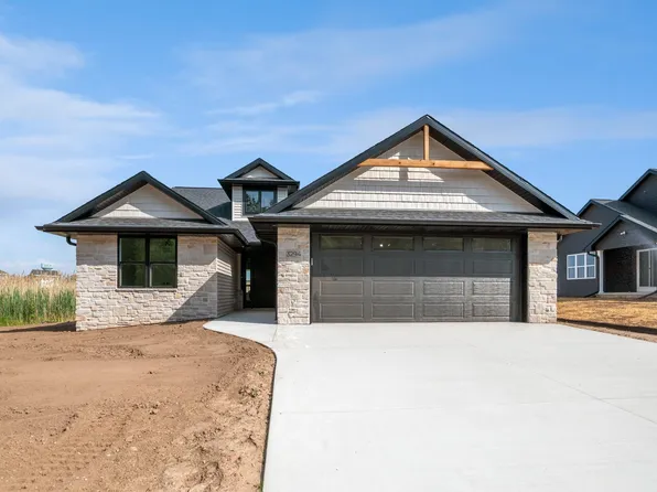 3294 Evening Star Dr, Green Bay, WI 54311