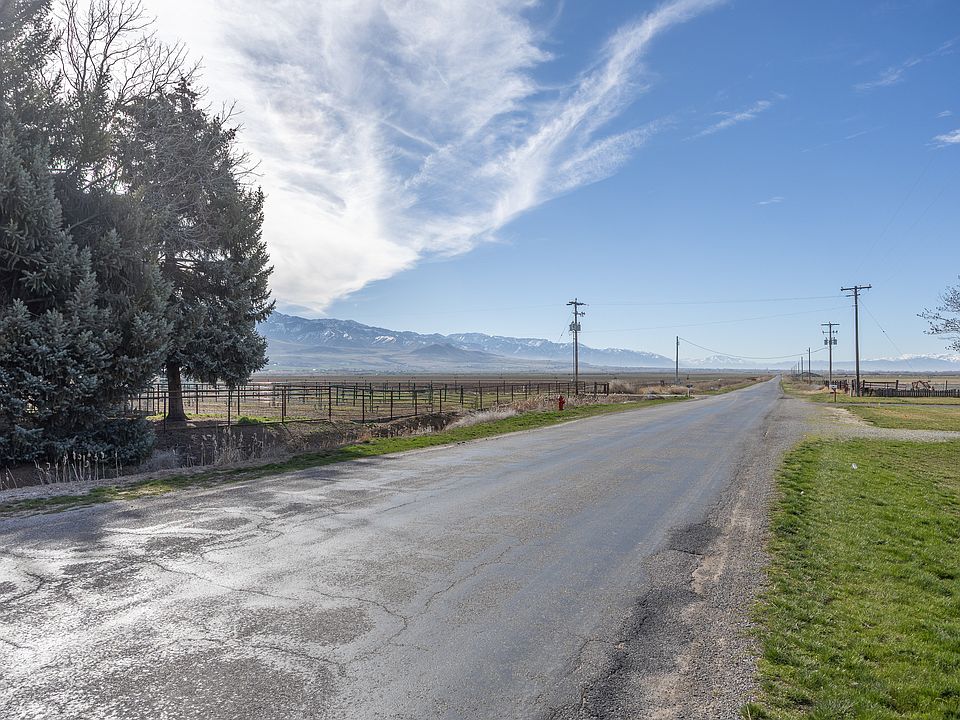 1st image of 1981 S Main St