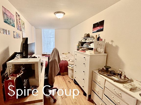 4th image of 255 W 93rd St APT 1s