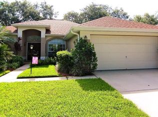 16613 Meadow Grove St, Tampa, FL 33624