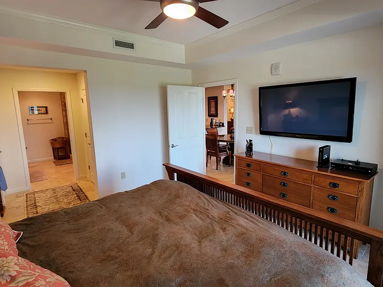 121 N Monroe St #1208 — Photo 14