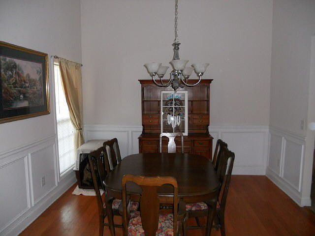 2nd image of 609 Windermere Ct