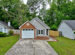 3754 Old Oak Ct, Powder Springs, GA 30127