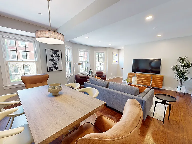 386A Harvard St #2 — Photo 2