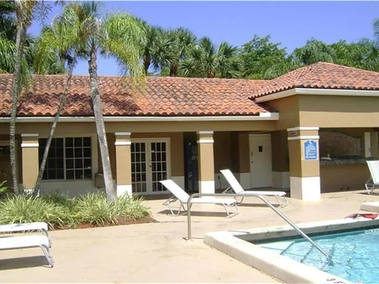 1089 N Benoist Farms Rd #301 — Photo 26