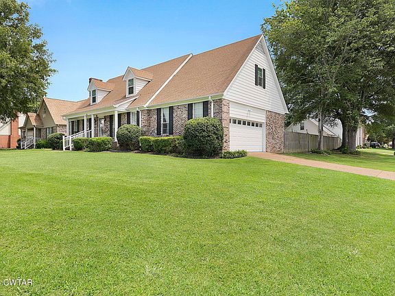 2nd image of 34 Greenhill Dr