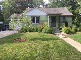 917 Mangin Ave, Muskegon, MI 49442