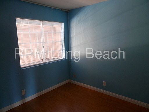 5th image of 535 W 4th St APT 104