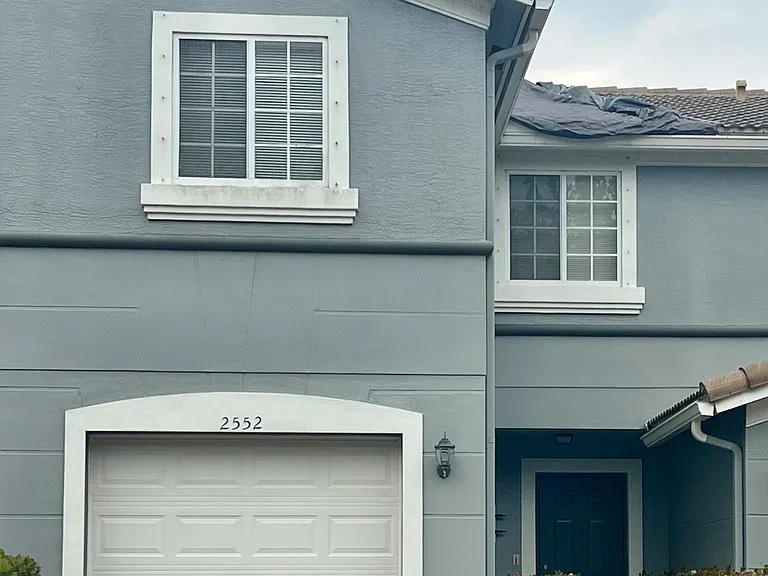 2552 SW Marshfield Ct — Photo 1