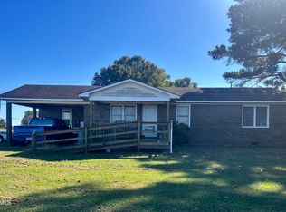 9500 Newland Rd, Creswell, NC 27928