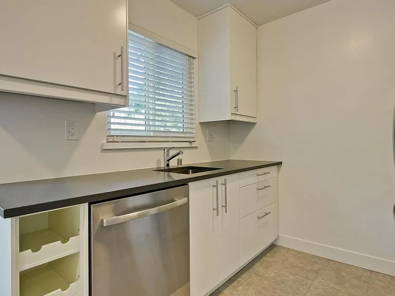 752 Live Oak Ave — Photo 13