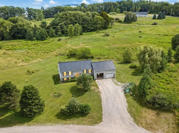 19 Jack Lane, China, ME 04358