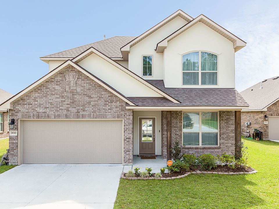 1st image of 39387 Legacy Lake Dr