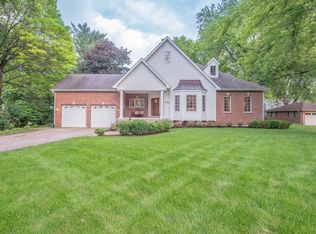 2250 Kaneville Rd, Geneva, IL 60134