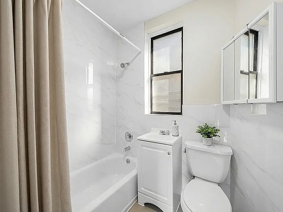 5th image of 145 W 138th St #5B