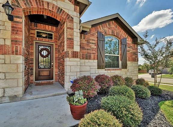 4th image of 417 Briar Park Dr